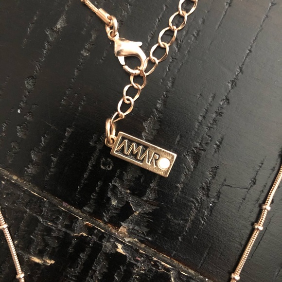 Amaro Israeli Hamsa Necklace - rose gold - Picture 3 of 6